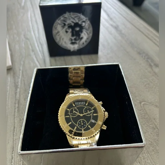 COPY - Gold Versace Watch
